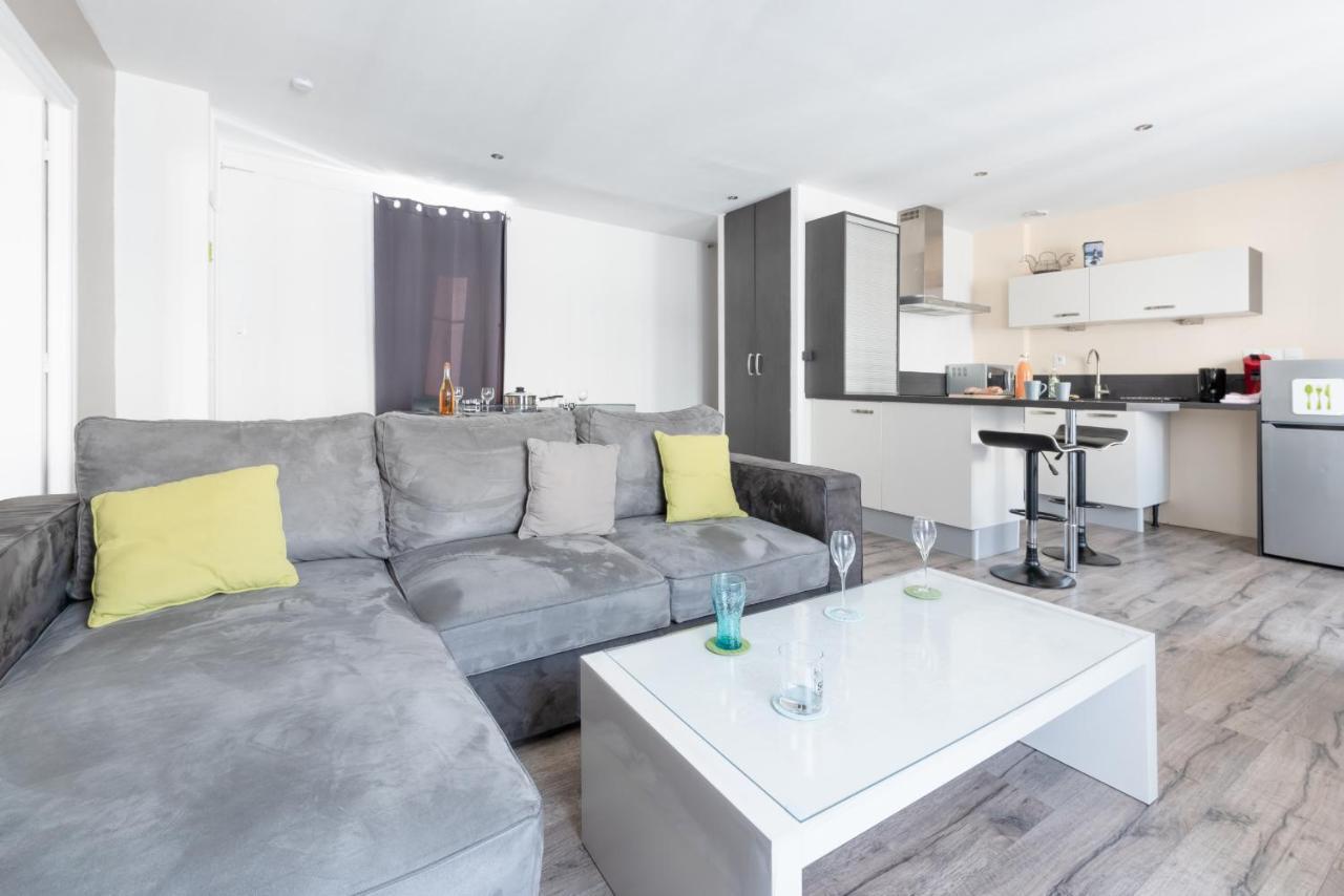 Ker Uhel - Charmant Appartement Plein Centre Saint-Renan 외부 사진